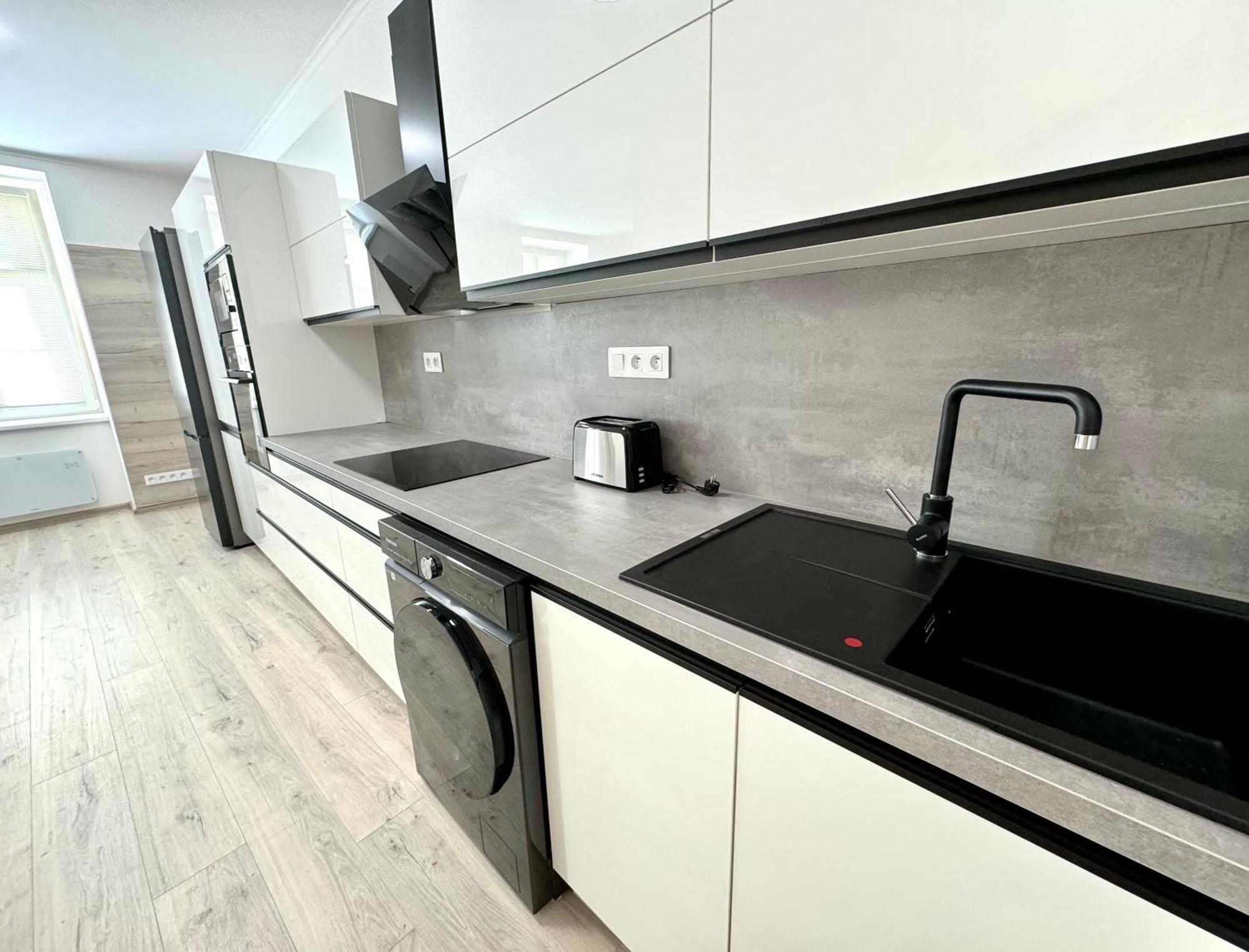 Rivercity Apartments Карлові Вари Екстер'єр фото
